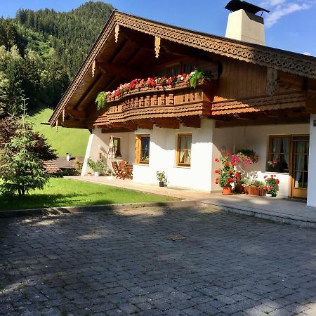 Ferienwohnung Bacher Oberkumbichl 900 Mayrhofen Exteriör bild